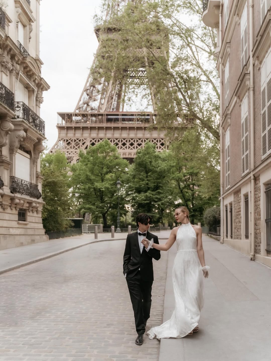 Robe de soirée — Harmonie classique